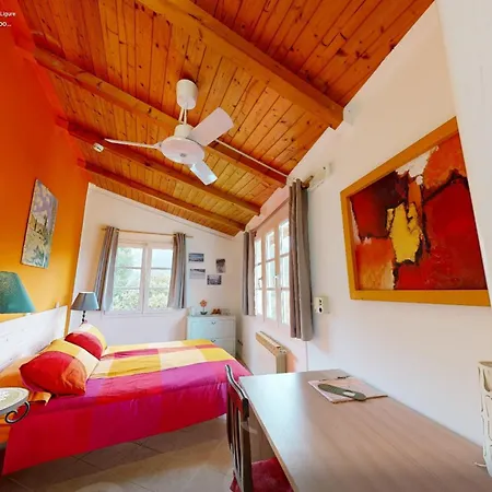 Гостевой дом Ai Cinque Campanili Финале Лигуре