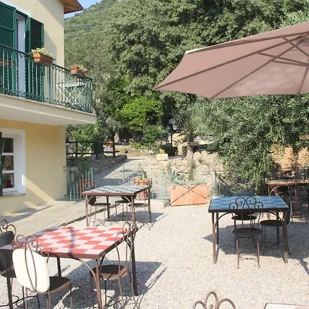 Ai Cinque Campanili Πανσιόν