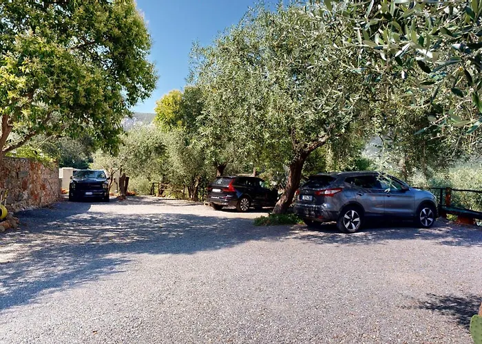 Guest house Ai Cinque Campanili 4*