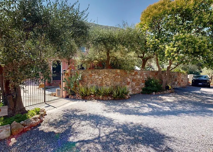 Ai Cinque Campanili בית הארחה פינאלה ליגורה