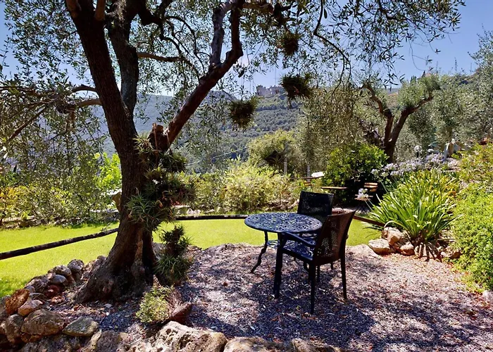 בית הארחה Ai Cinque Campanili 4*